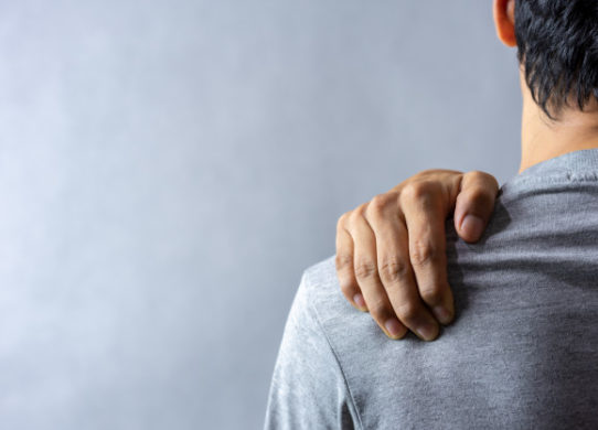 Artrosi della spalla farmaci, fisioterapia, chirurgia