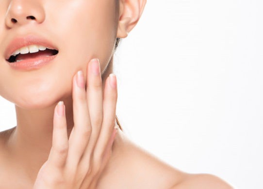 Idratazione e nutrizione per una pelle sana