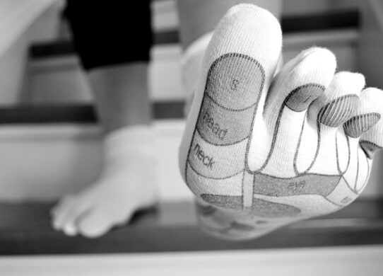 Il trattamento del dolore acuto e cronico tramite riflessologia