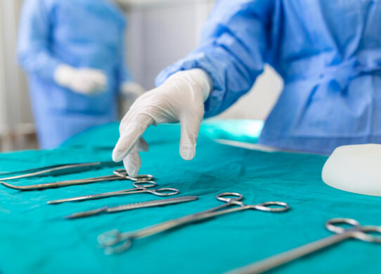 Riduzione del seno Un intervento che non è solo per le donne (L’ipertrofia mammaria e la ginecomastia)