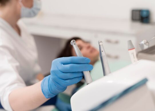 Chirurgia implantare a carico immediato